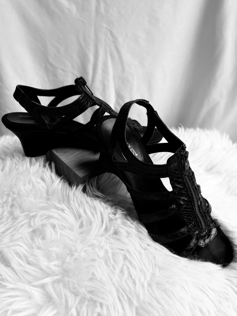 Aerosols Black Women's Strappy Wedge Sandals - Sleek Summer Style